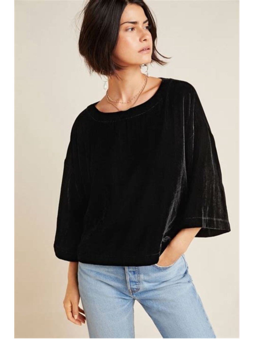 Women's Cupcakes and Cashmere Michaela Black Velvet Short Sleeve Top Size L